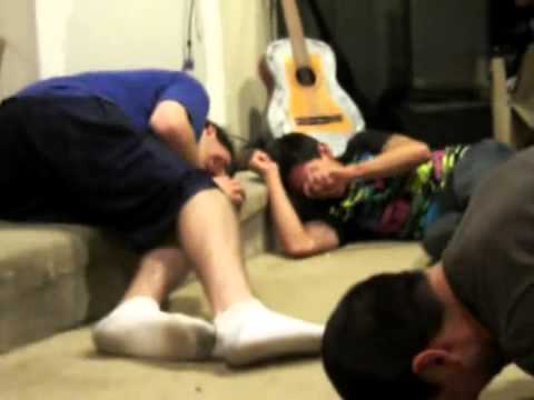 Funny Salvia trip (3 people @ once)