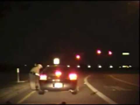 Texas Trooper Tramples womens' Civil Rights. (MUST SEE)