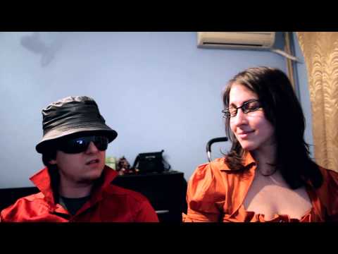 Cu salamul în gură și marijuana în vene