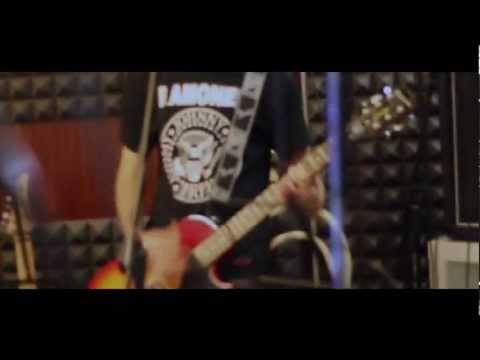 Marijuana Leaf - I Miss You (Official Video)