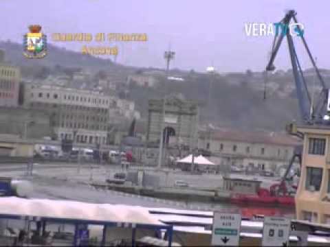 Ancona - Due maxisequestri di droga al porto dorico