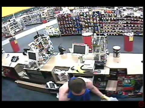 Shirtless Man Breaks Into And Loots A Drug Store!!!