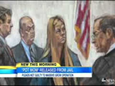 Real-Life 'Weeds' Mom Pleads Not Guilty