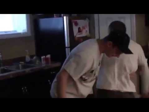 Salvia trip guy trips on an intense insane trip (1200 micrograms - salvia divinorum)