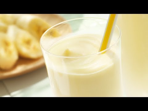HOW TO MAKE BANANA MILKSHAKE