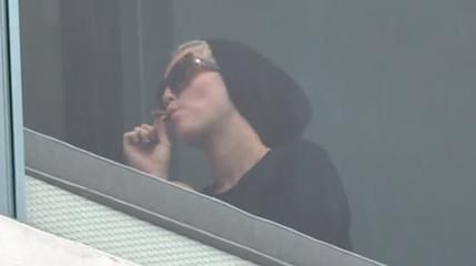 Miley Cyrus Prefers Smoking Marijuana to Drinking