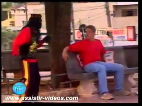 Um tapinha não dói   Pegadinhas engraçadas