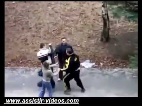 Foram mexer com namorada de lutador e se ferraram