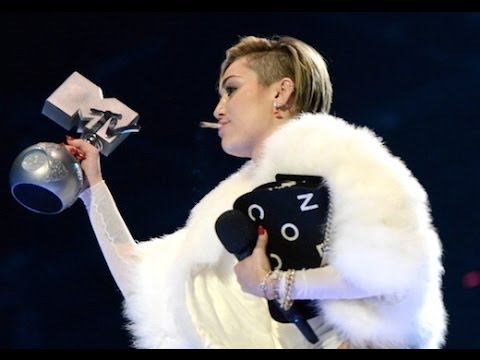 Miley Cyrus Explains Smoking Weed Onstage