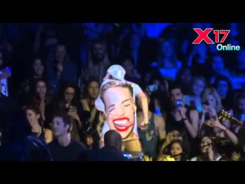 Miley Cyrus Kicks Off Her Bangerz Tour With Very Raunchy Performance (Giant Tongue Slide &