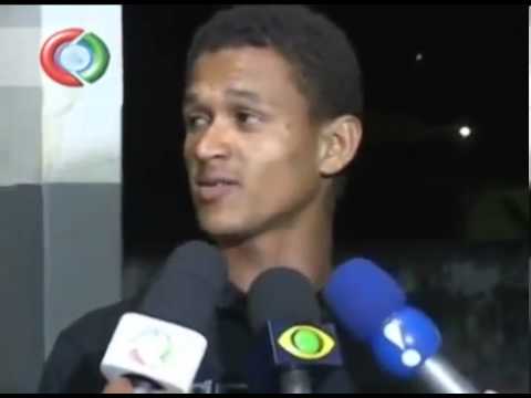 Ladrão orgulhoso assume que é maconheiro